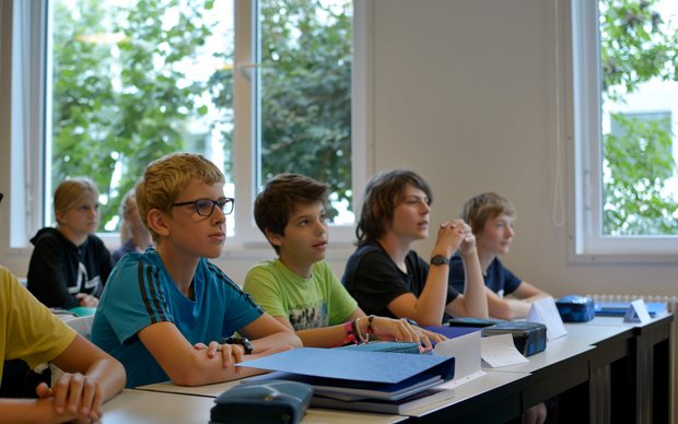Schülerfoto: Jonas Morf, G4c, Blick in eine erste Klasse
