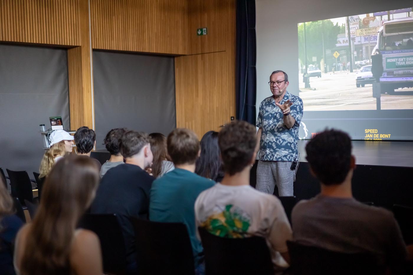 Spannung pur! Thomas Binotto macht die Fünftklässler*innen zu Filmprofis, Fotos: Livio Abegg (G5i)